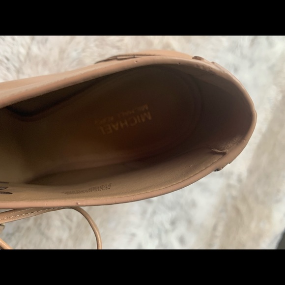 Micheal Kors high heels Size 8.5 - Picture 6 of 7